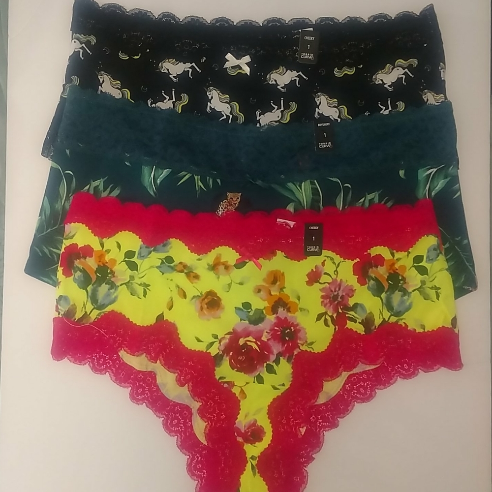 NWT TORRID women's plus set of 3 panties Sz 1